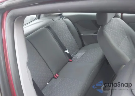 2004 Ford Focus Zx3 из США, поврежденный, VIN 3FAFP31Z74R108244